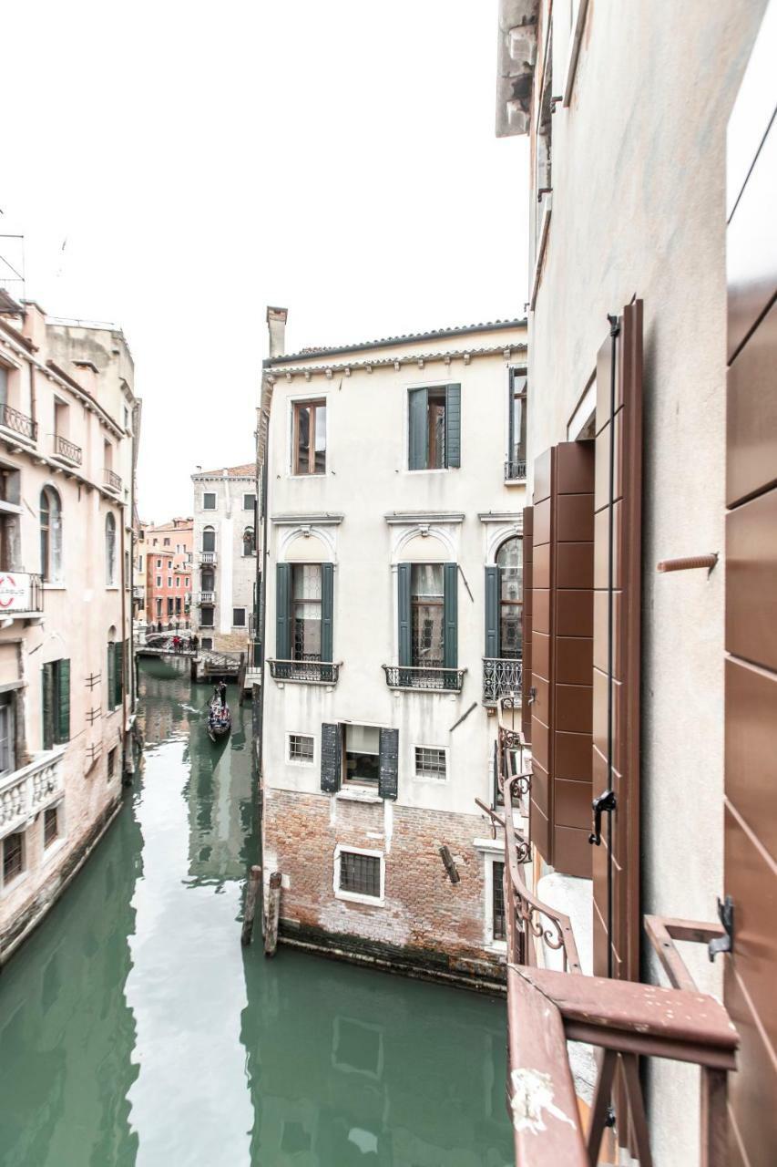 Rialto Canal View Deluxe R&R Apartment Venice Exterior photo